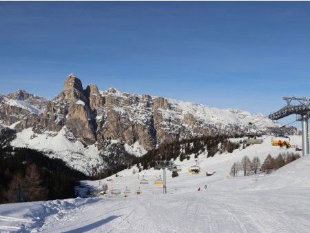Ski opening, smučanje Italija, Dolomiti, Corvara 