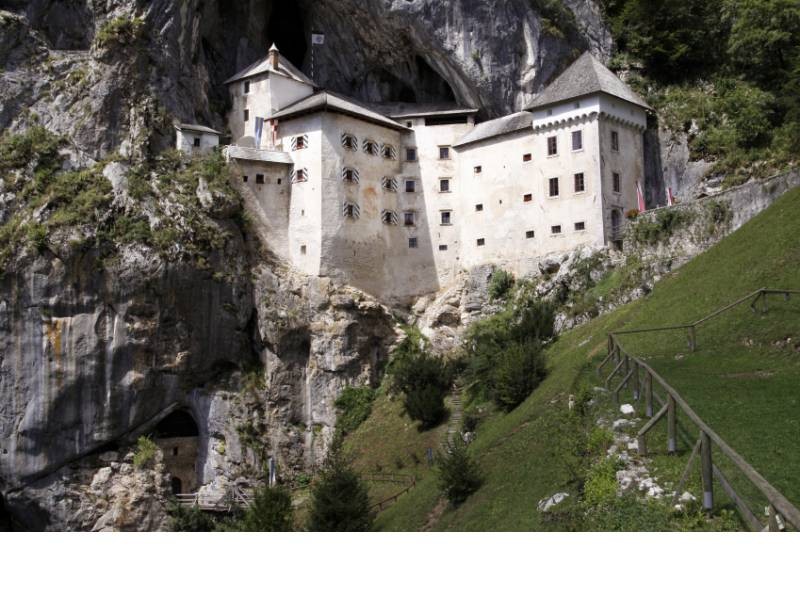 The biggest cave castle