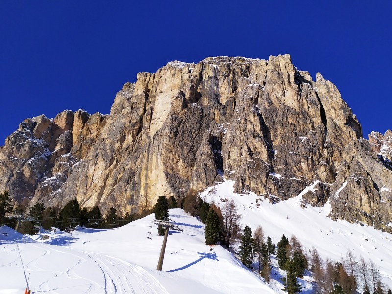 Ski opening Italija, Dolomiti, Corvara 