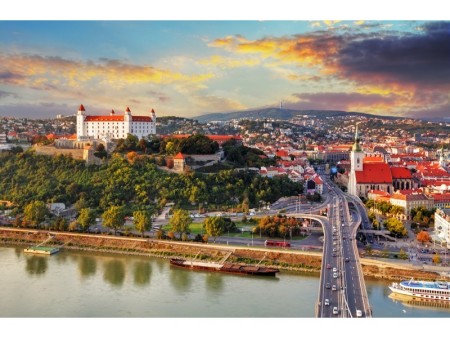 Bratislava cityscape castle hill, Danube river