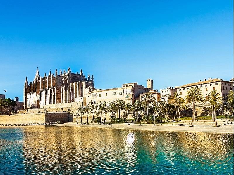 palma de mallorca katedrala