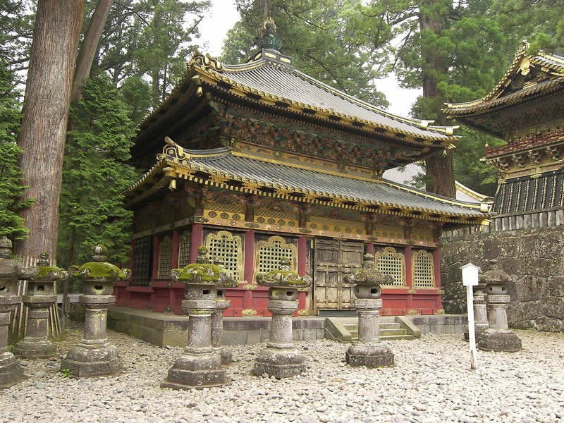 JAPONSKA – v času cvetenja češenj