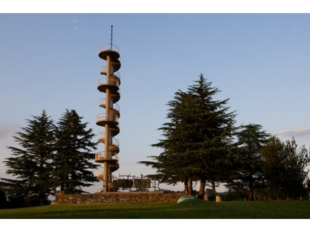 Razgledni stolp v Gonjačah