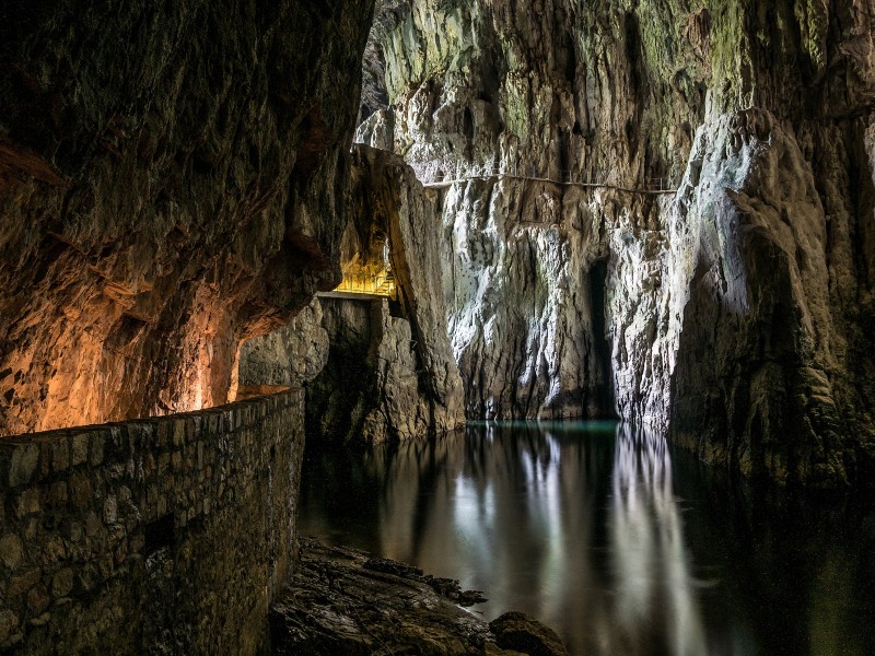 Water mirror in Škocjan caves