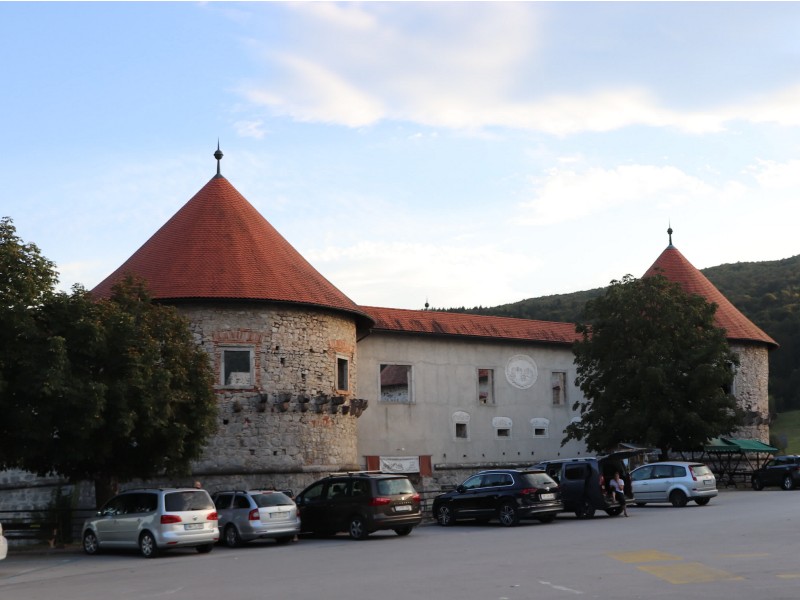 ogled gradu Žužemberk in delavnica